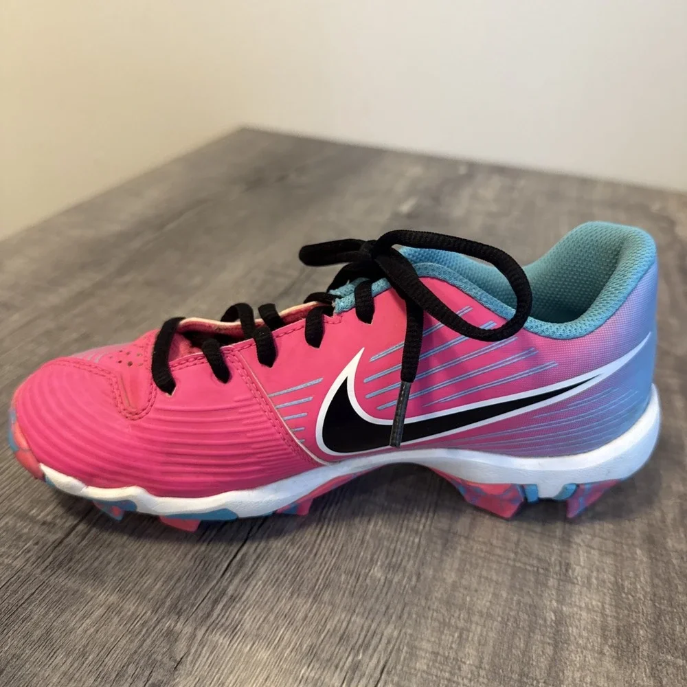 Nike kids hyper